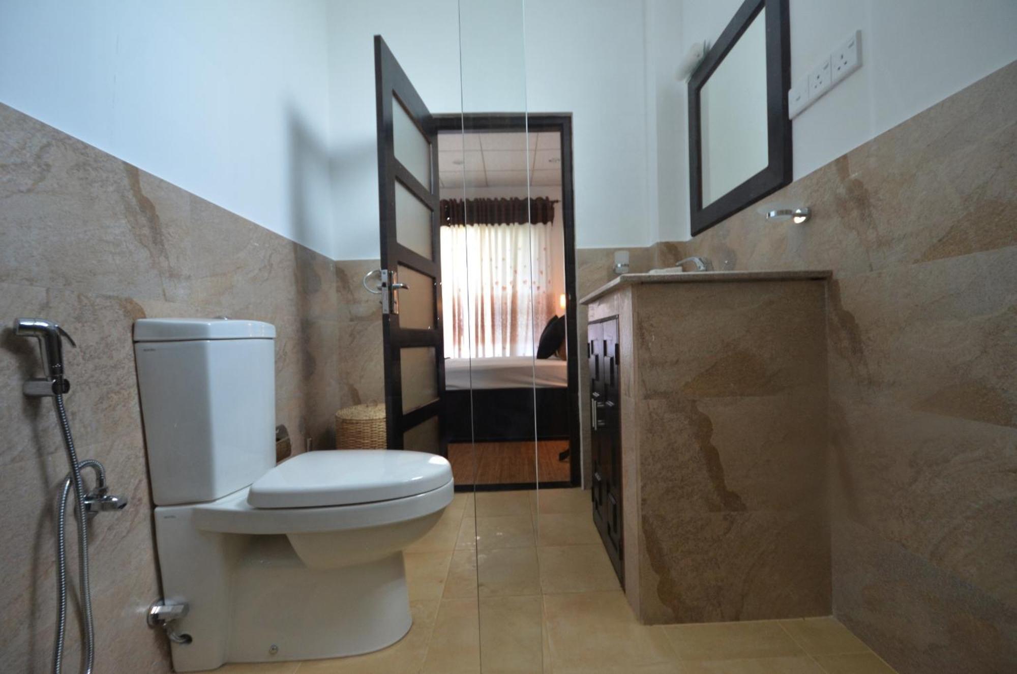 L&D Lodge Hikkaduwa Habitación foto